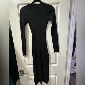 Long sleeve dress with slit